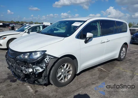 2022 Chrysler Voyager Lx z USA, uszkodzony, nr VIN 2C4RC1CG0NR208549